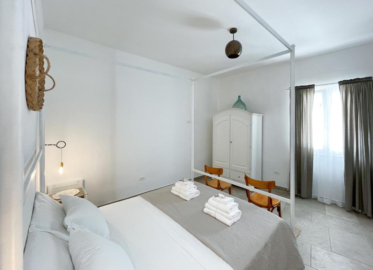 Trullo San Vincenzo Con Piscina Hotel Монополи Екстериор снимка