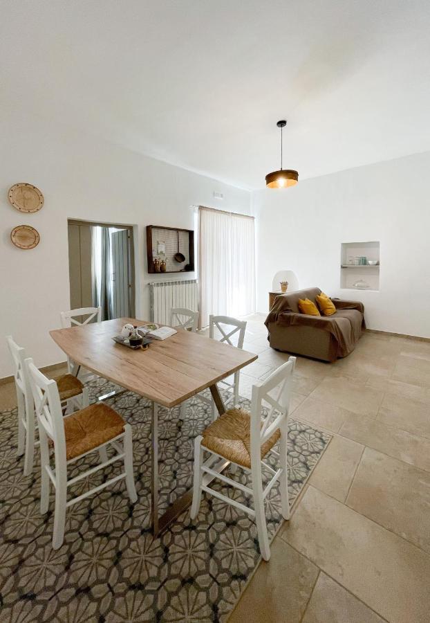 Trullo San Vincenzo Con Piscina Hotel Монополи Екстериор снимка